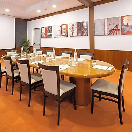 Western Palace 4*