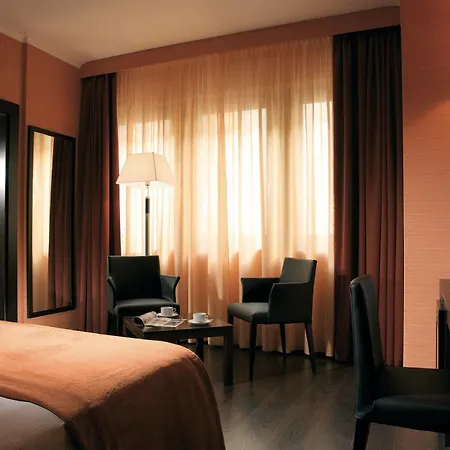 Western Palace Hotel