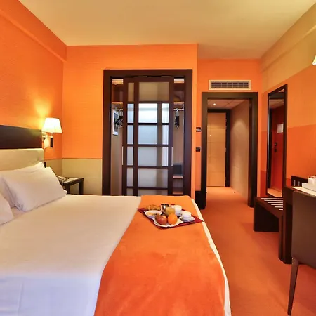Western Palace Hotel